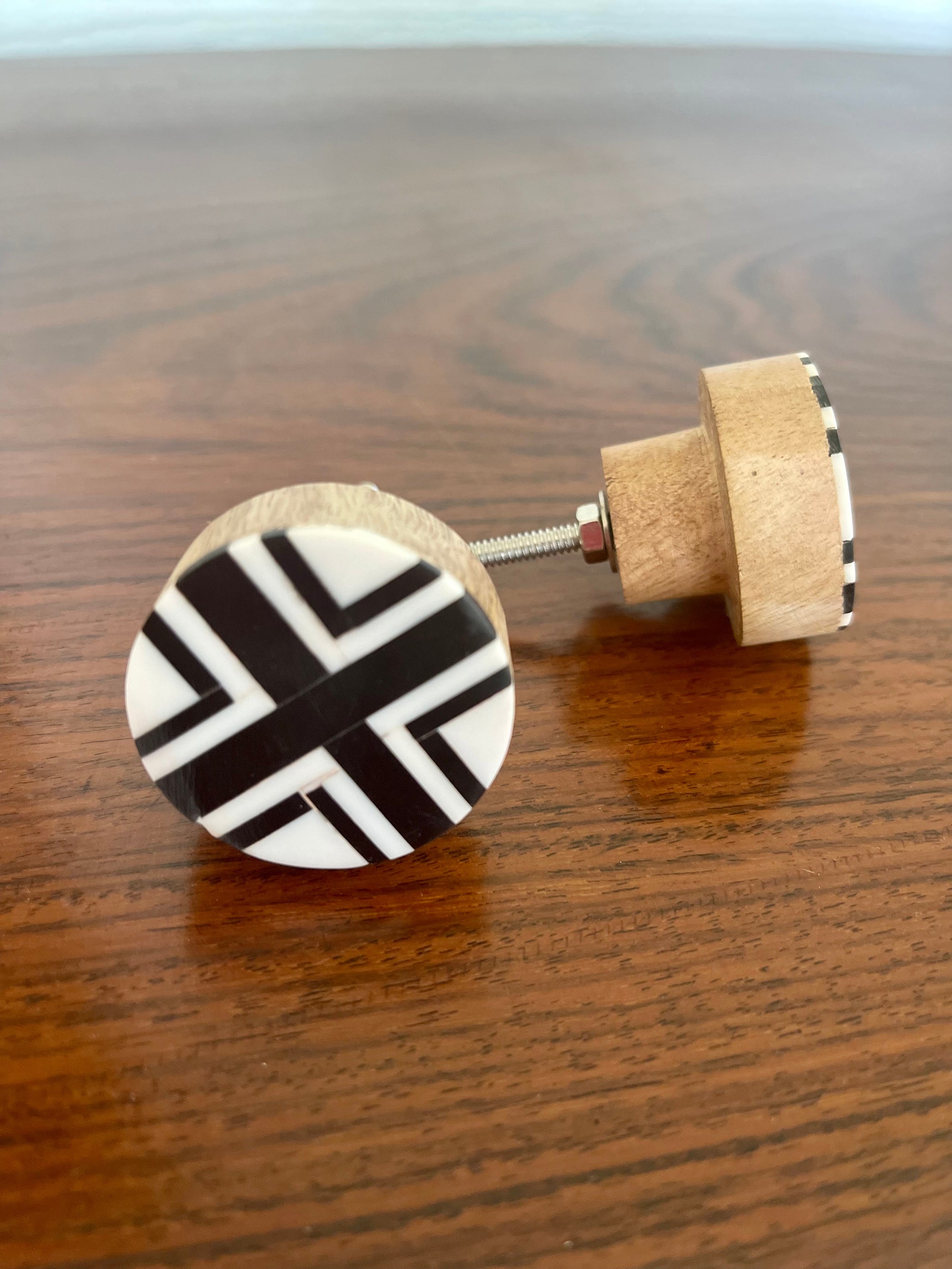 Black Inlay Knob